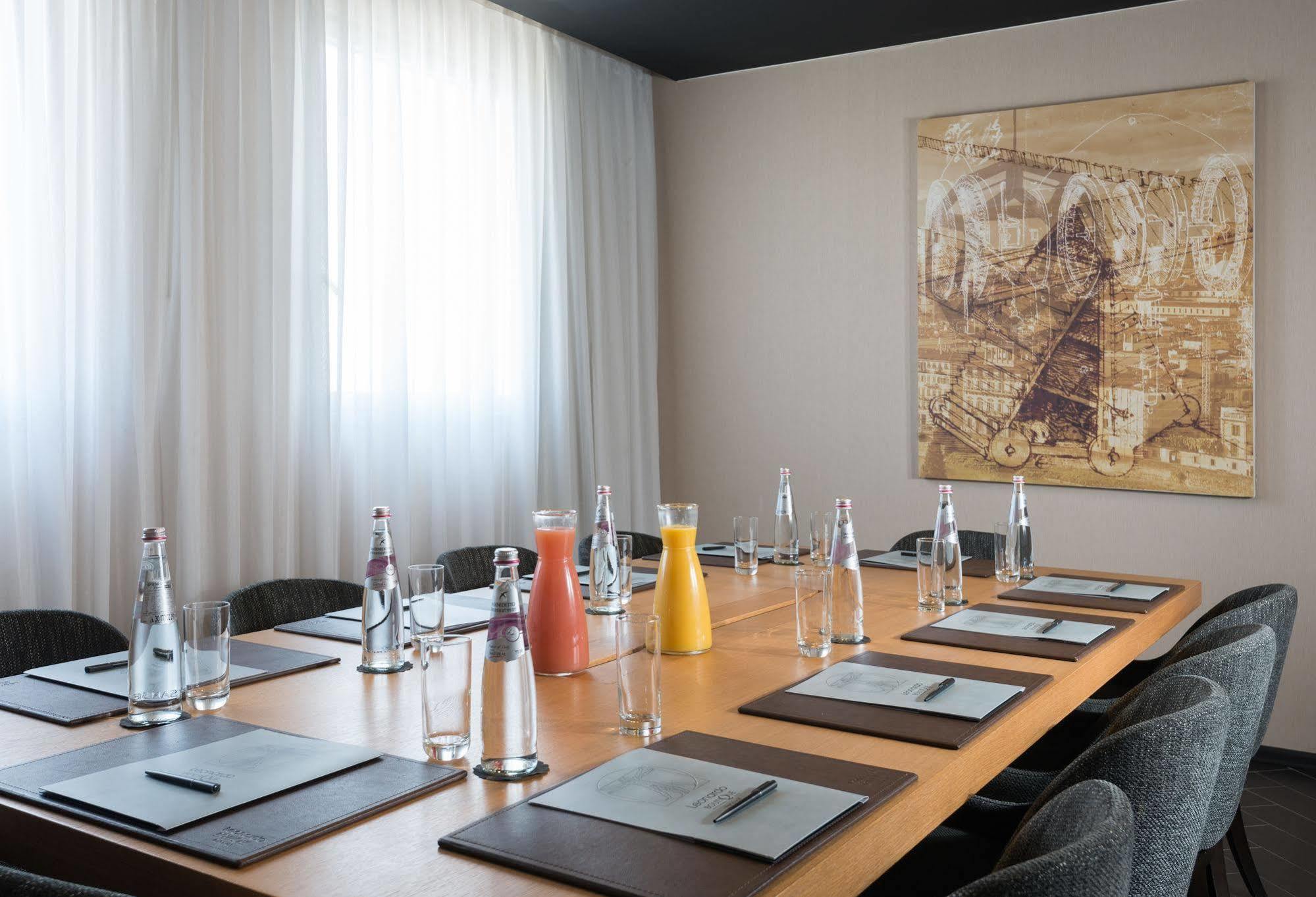Leonardo Boutique Rehovot Hotel Kültér fotó